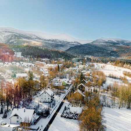 Wonder Home - Apartament Z Garazem, Ogrodkiem, Miejscem Na Grilla I Widokiem Na Karkonosze カルパッチ エクステリア 写真